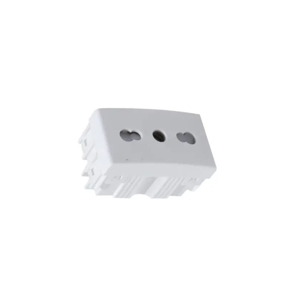 ENCHUFE HEMBRA 2P+T 10-16A 250VAC BLANCO
